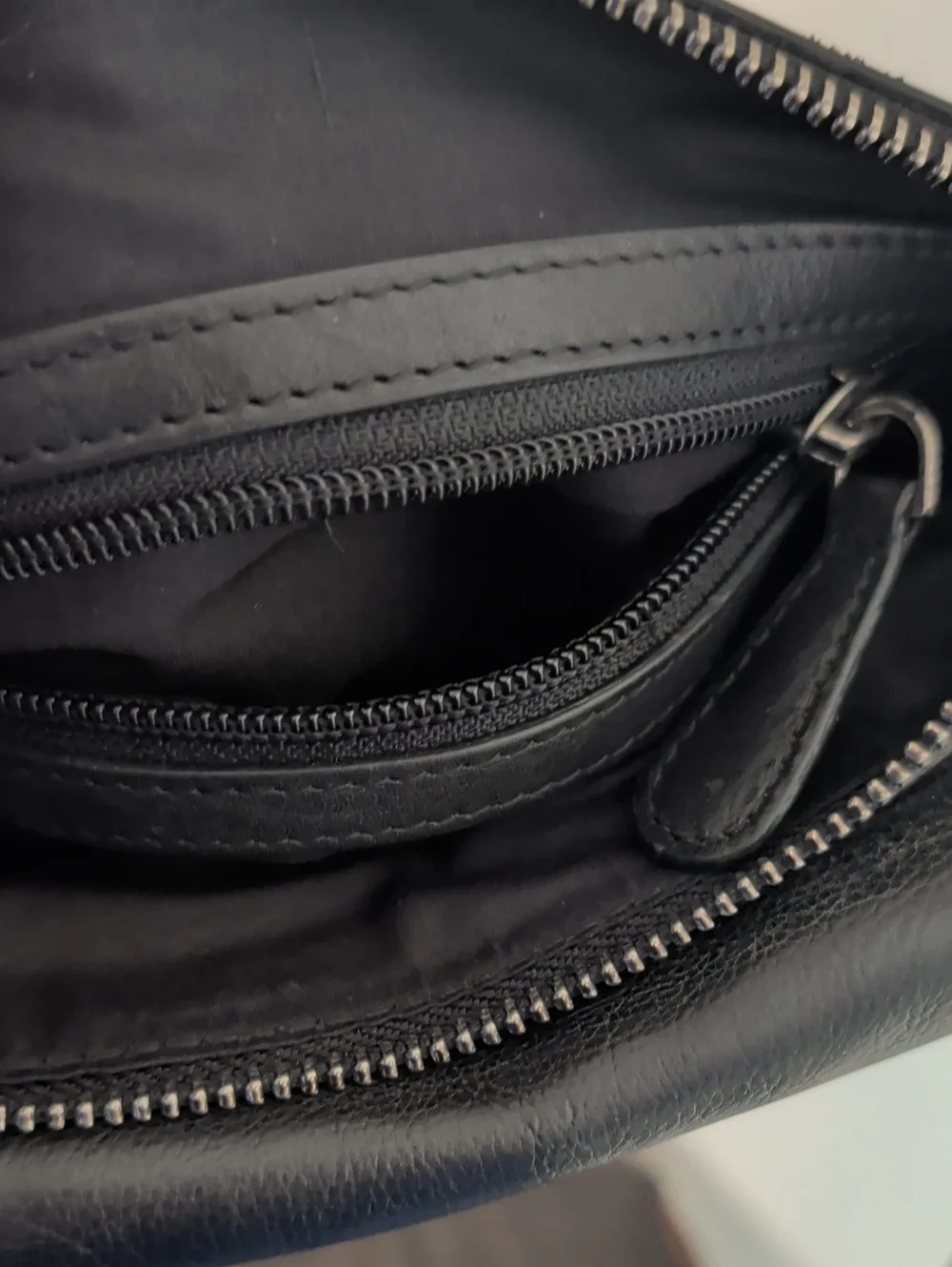Oak & Tan Handmade Black Leather Crossbody Bag NWT